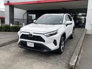 Toyota RAV4 2024 AWD XLE 4dr SUV