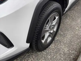 Toyota RAV4 2024 AWD XLE 4dr SUV
