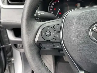 Toyota RAV4 2024 AWD XLE 4dr SUV