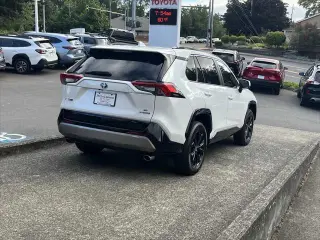 Toyota RAV4 Hybrid 2023 AWD SE 4dr SUV