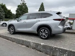 Toyota Highlander 2024 AWD XLE 4dr SUV