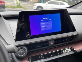 Toyota Prius Prime 2024 SE 4dr Hatchback