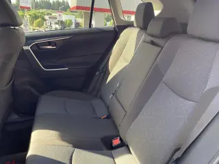Toyota RAV4 2025 XLE 4dr SUV