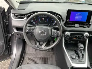 Toyota RAV4 Hybrid 2024 AWD LE 4dr SUV