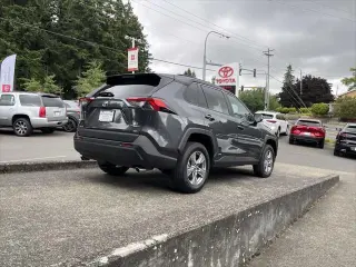 Toyota RAV4 Hybrid 2024 AWD LE 4dr SUV