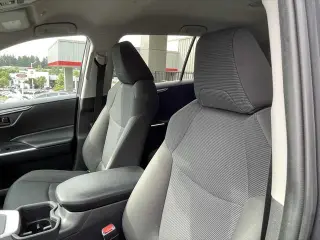 Toyota RAV4 Hybrid 2024 AWD LE 4dr SUV