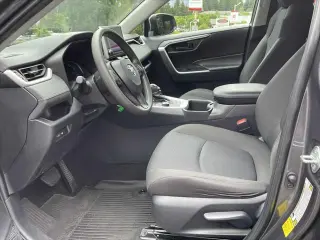 Toyota RAV4 Hybrid 2024 AWD LE 4dr SUV
