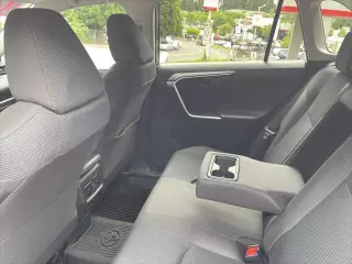 Toyota RAV4 Hybrid 2024 AWD LE 4dr SUV