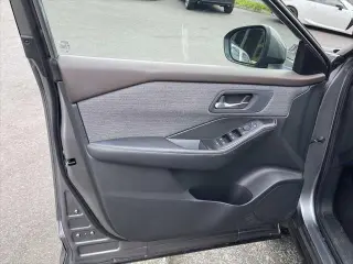 Nissan Rogue 2022 AWD SV 4dr Crossover