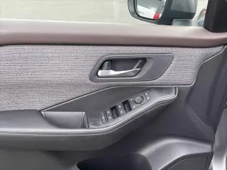 Nissan Rogue 2022 AWD SV 4dr Crossover
