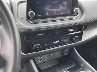 Nissan Rogue 2022 AWD SV 4dr Crossover