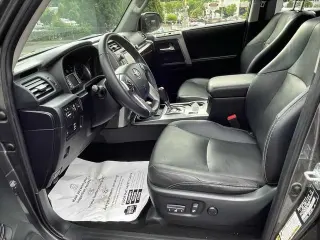 Toyota 4Runner 2017 AWD Limited 4dr SUV