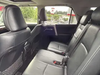 Toyota 4Runner 2017 AWD Limited 4dr SUV