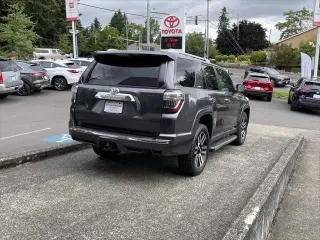 Toyota 4Runner 2017 AWD Limited 4dr SUV