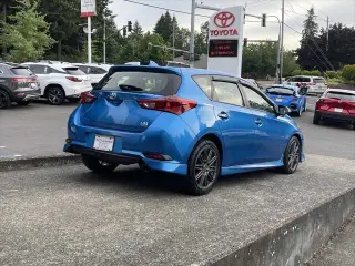Toyota Corolla iM 2017 4dr Hatchback CVT
