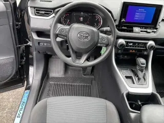 Toyota RAV4 2025 LE 4dr SUV
