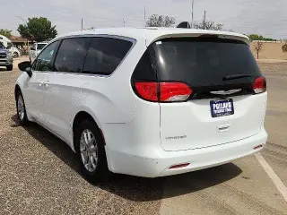 Chrysler Voyager 2024 LX 4dr Mini-Van