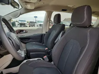Chrysler Voyager 2024 LX 4dr Mini-Van