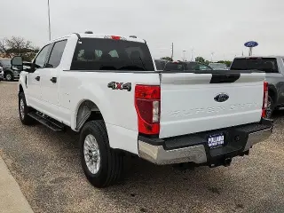 Ford F-250 Super Duty 2021 4x4 King Ranch 4dr Crew Cab 6.8 ft. SB Pickup