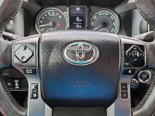 Toyota Tacoma 2021 4x4 SR V6 4dr Double Cab 5.0 ft SB