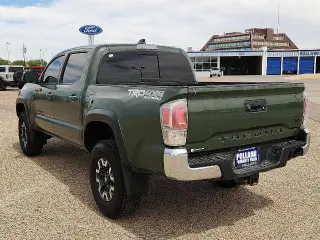 Toyota Tacoma 2021 4x4 SR V6 4dr Double Cab 5.0 ft SB
