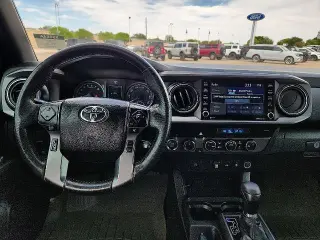 Toyota Tacoma 2021 4x4 SR V6 4dr Double Cab 5.0 ft SB