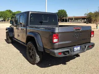 Jeep Gladiator 2023 4x4 Sport 4dr Crew Cab 5.0 ft. SB