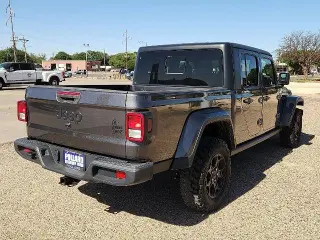 Jeep Gladiator 2023 4x4 Sport 4dr Crew Cab 5.0 ft. SB