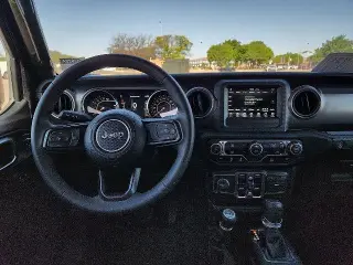 Jeep Gladiator 2023 4x4 Sport 4dr Crew Cab 5.0 ft. SB