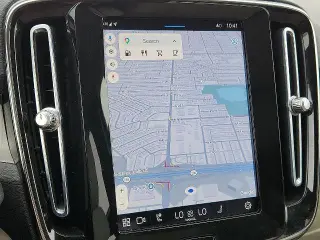 Volvo XC40 2023 B4 Ultimate Dark Theme 4dr SUV