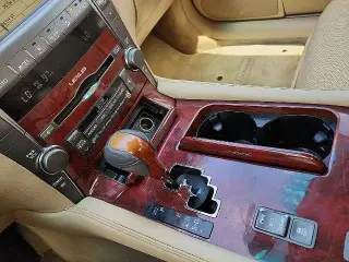 Lexus LS 460 2007 4dr Sedan