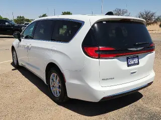 Chrysler Pacifica 2024 Touring L 4dr Mini-Van