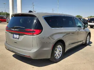 Chrysler Pacifica 2025 Select 4dr Mini-Van