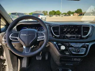 Chrysler Pacifica 2025 Select 4dr Mini-Van