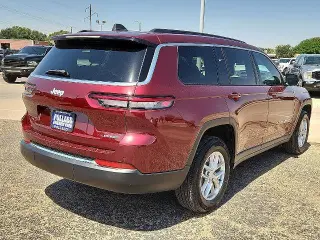 Jeep Grand Cherokee L 2025 4x2 Laredo 4dr SUV
