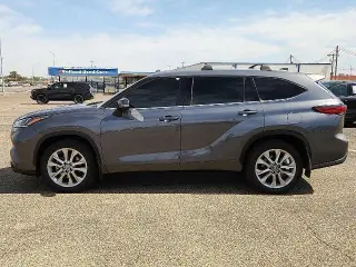 Toyota Highlander 2023 LE 4dr SUV