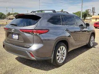 Toyota Highlander 2023 LE 4dr SUV