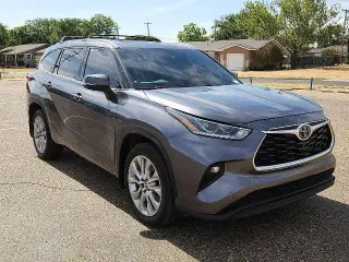 Toyota Highlander 2023 LE 4dr SUV