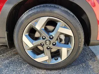Hyundai VENUE 2024 SEL 4dr Crossover