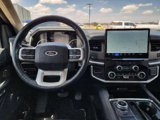 Ford Expedition 2024 4x4 XL 4dr SUV