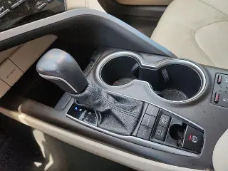 Toyota Camry Hybrid 2022 XLE 4dr Sedan