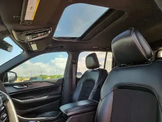 Jeep Grand Cherokee 2025 4x4 Laredo 4dr SUV