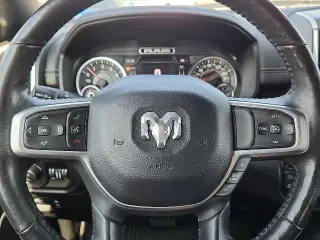 Ram 1500 2020 4x4 Laramie 4dr Crew Cab 5.6 ft. SB Pickup