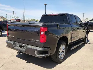 Chevrolet Silverado 1500 2023 4x2 Custom 4dr Crew Cab 5.8 ft. SB