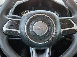 Jeep Renegade 2019 4x4 Latitude 4dr SUV