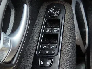 Jeep Renegade 2019 4x4 Latitude 4dr SUV