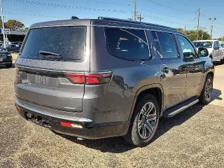 Jeep Wagoneer 2022 4x4 Series III 4dr SUV