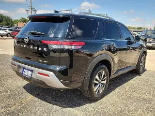 Nissan Pathfinder 2023 AWD SL 4dr SUV