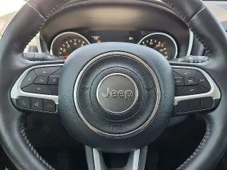 Jeep Compass 2017 Latitude 4dr SUV (midyear release)