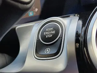 Mercedes-Benz GLB 2025 AWD GLB 250 4MATIC 4dr SUV
